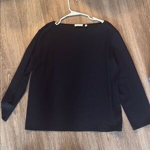 Aritzia babaton  Classic Black Blouse